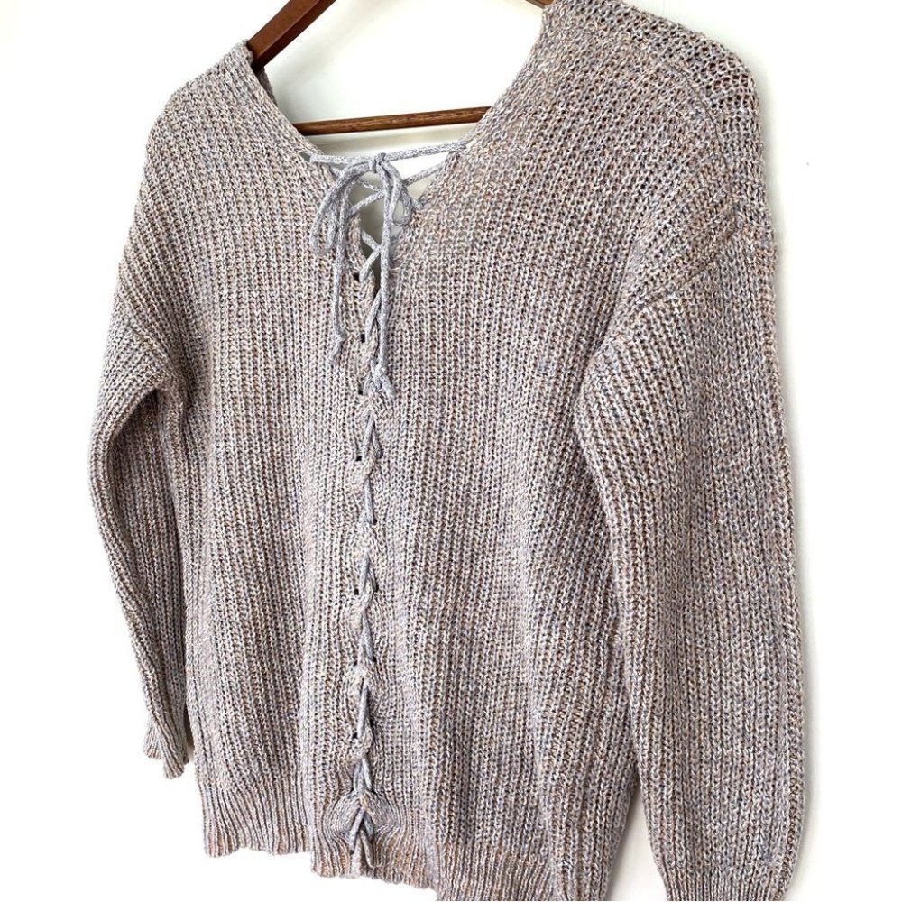 Forever 21 Gray V-Neck Sweater